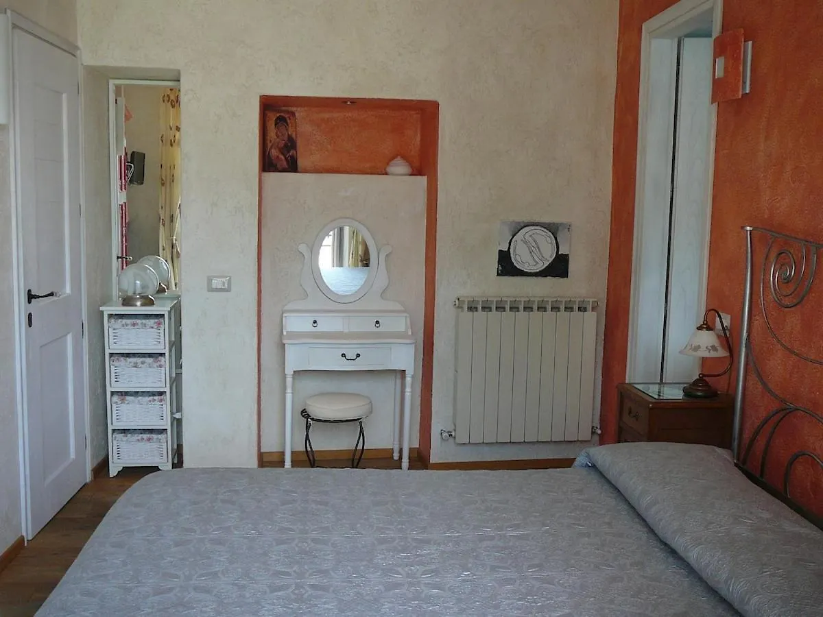 Casa Romantica -Terrace 40Sqm, Wonderful Lake View Ντέρβιο 0*,  Ιταλία