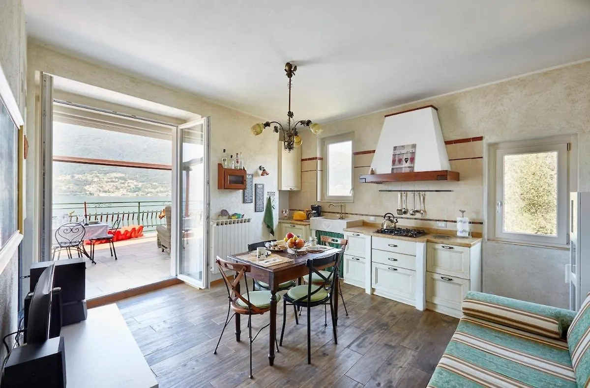 Casa Romantica -Terrace 40Sqm, Wonderful Lake View Dervio 0*,